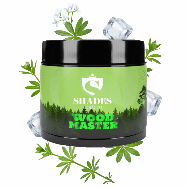 Shades Tobacco Wood Master 200g Shisha Tabak – Waldmeister Tabak mit Ice: schwarze Dose mit grünem Waldlabel, davor fallende Waldmeisterzweige und Eiswürfel